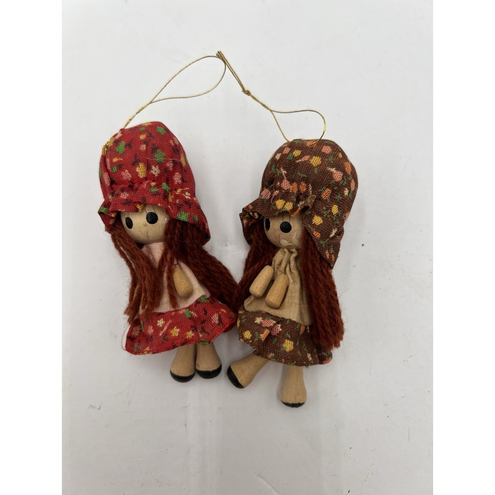 Vintage 1982 Wood Dolly Sisters Magnets Christmas Ornaments Holly Hobbie Style
